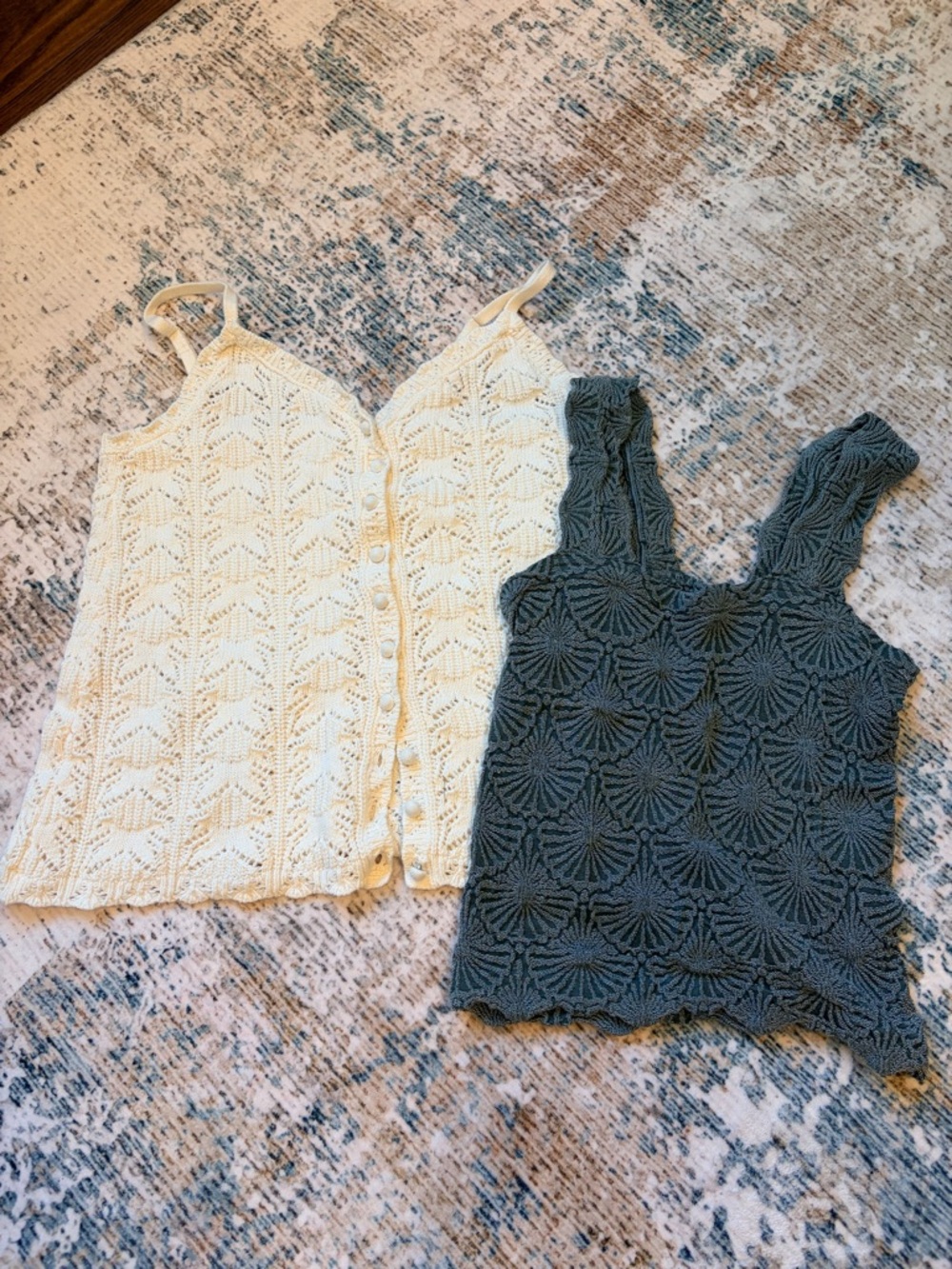 2 Tanks! Cream AE Cream Sweater Tank and Green Textured Aura Tank